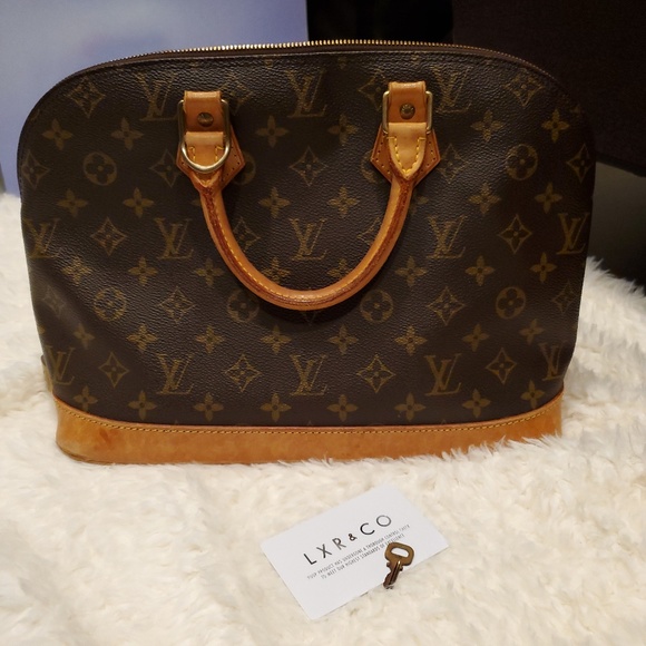Louis Vuitton Handbags - Louis Vuitton hand bag